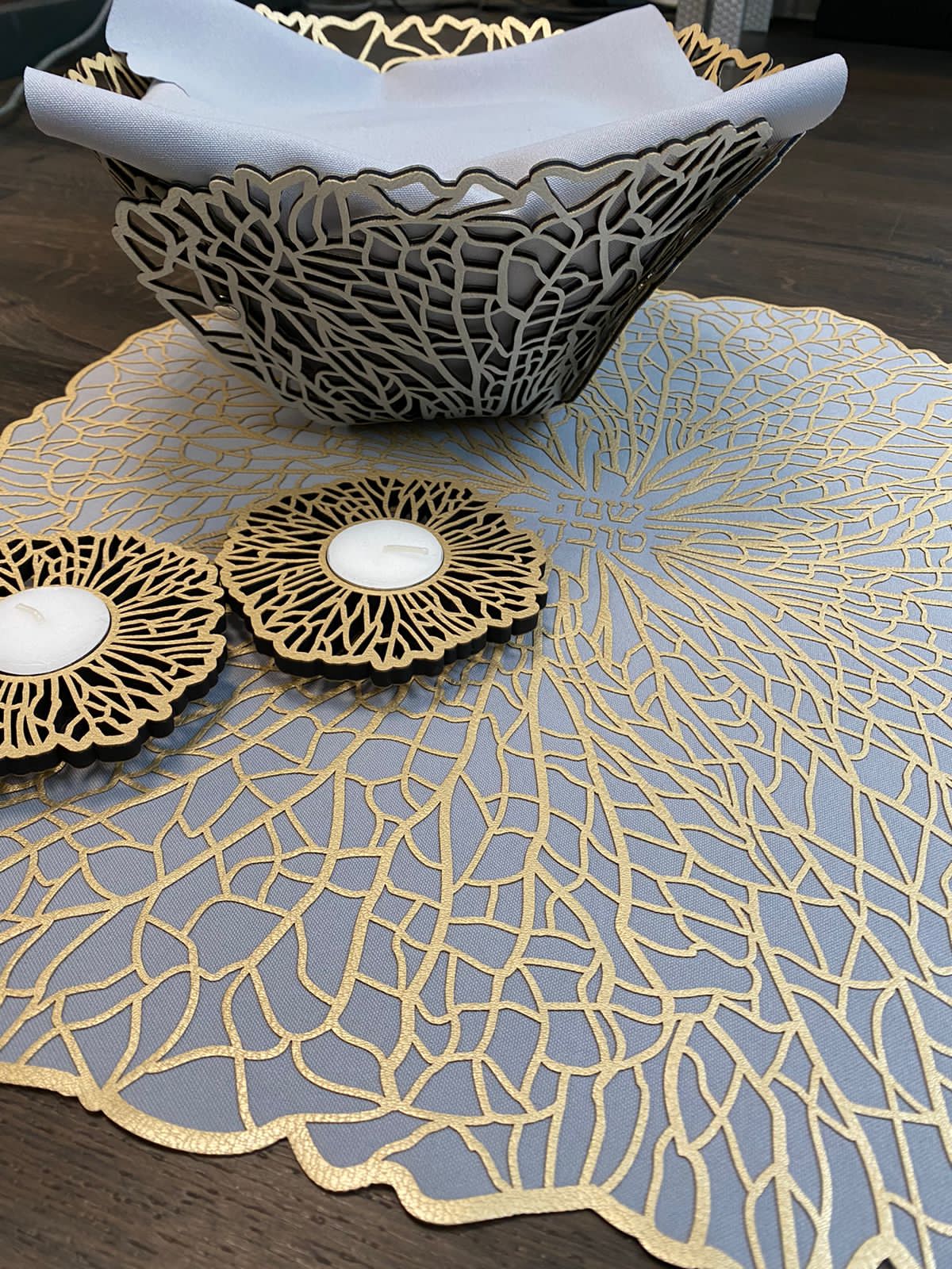 Roots - Cobertor Challah