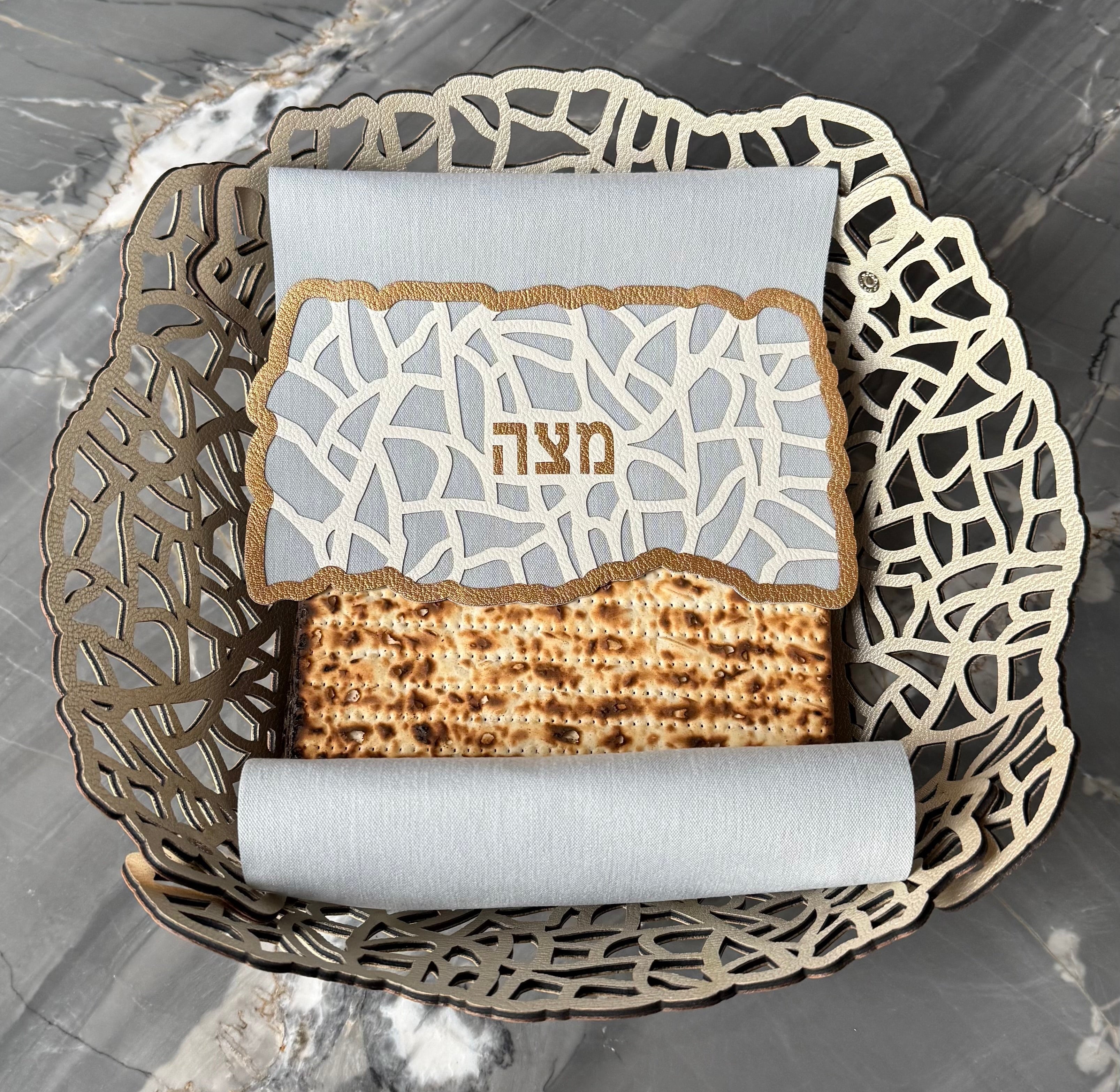 Soft Oak Leaf - Cesta Matza